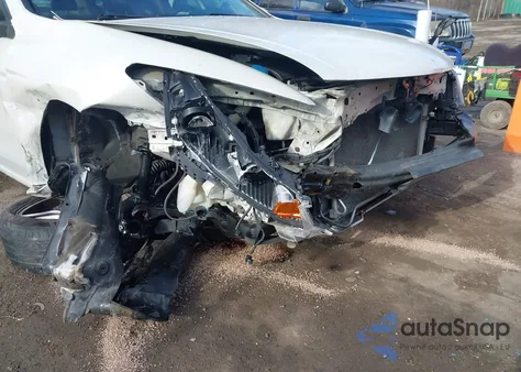 2011 Honda Accord 3.5 Ex-L z USA, uszkodzony, nr VIN 1HGCP3F85BA009590